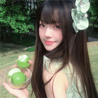爱长颈鹿的女人